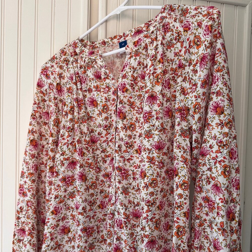 Floral top